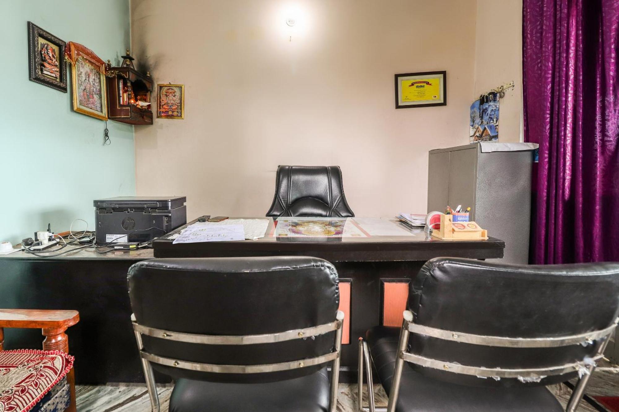 Spot On Shivalik View Stay Jhājra Exterior foto
